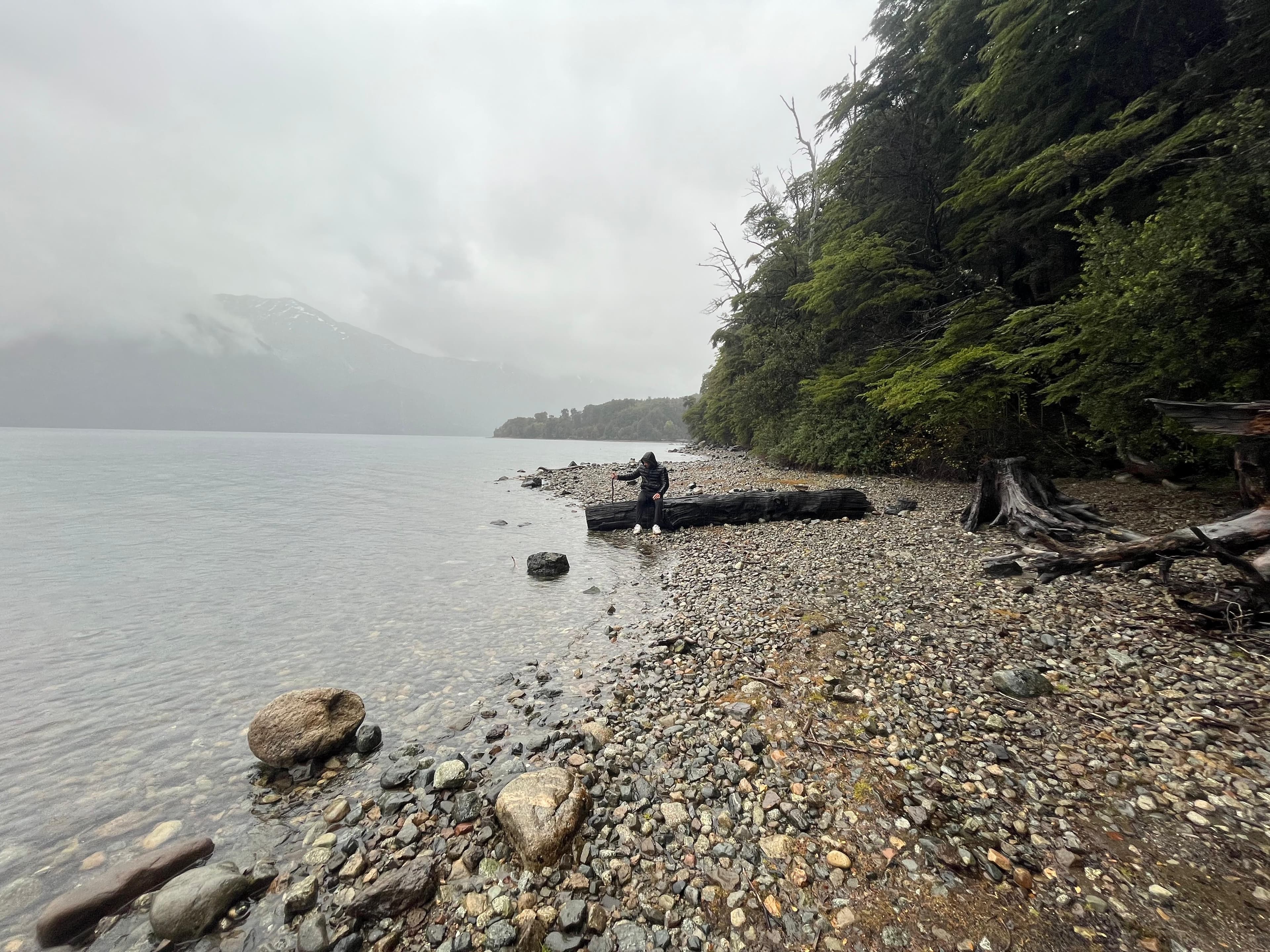 On the shores of Lake Gutiérrez on a rainy day that didn’t prevent enjoying the landscape.