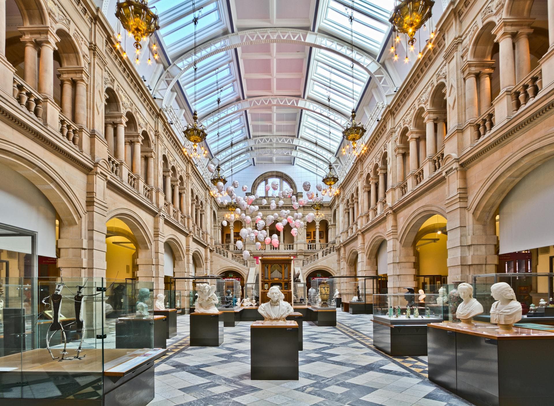 Museo Kelvingrove en Glasgow: Qué ver, Obras Maestras y Guía de Visita