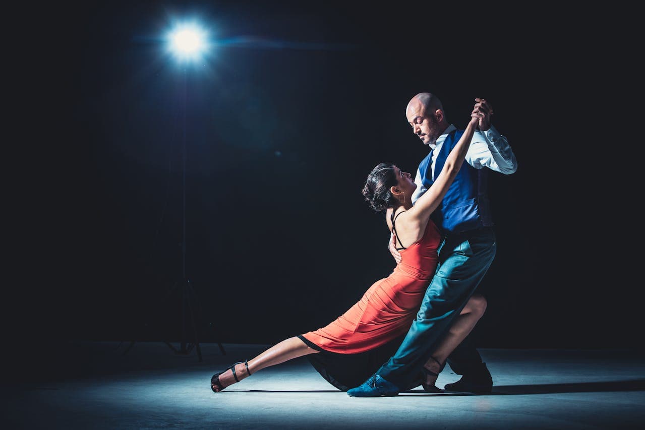 Tango, the ultimate symbol of Argentina. In Caminito, every step reflects history, passion, and local tradition.
