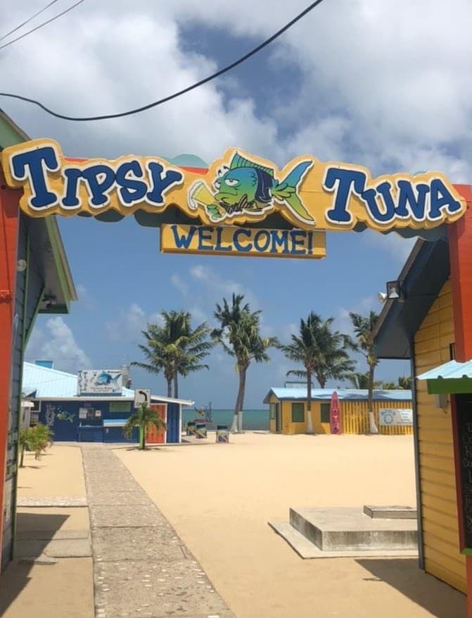Placencia, Belize: Caribbean beaches, reefs, and relaxed local life - Imagen 9
