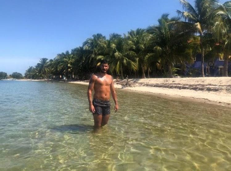 Placencia, Belize: Caribbean beaches, reefs, and relaxed local life - Imagen 6