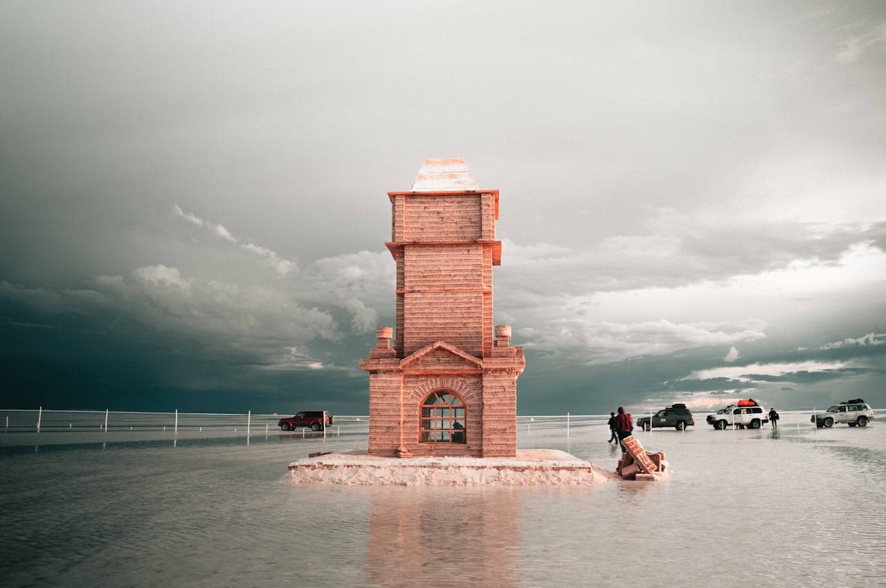 Mirror effect (December to March): During the rainy season, a thin layer of water covers the salt, creating the world’s largest natural mirror. February is the most likely month to see it.