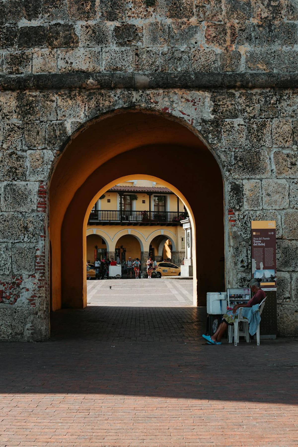 9 cosas que ver en Cartagena de Indias: historia colonial, Caribe y vida cotidiana - Imagen 1