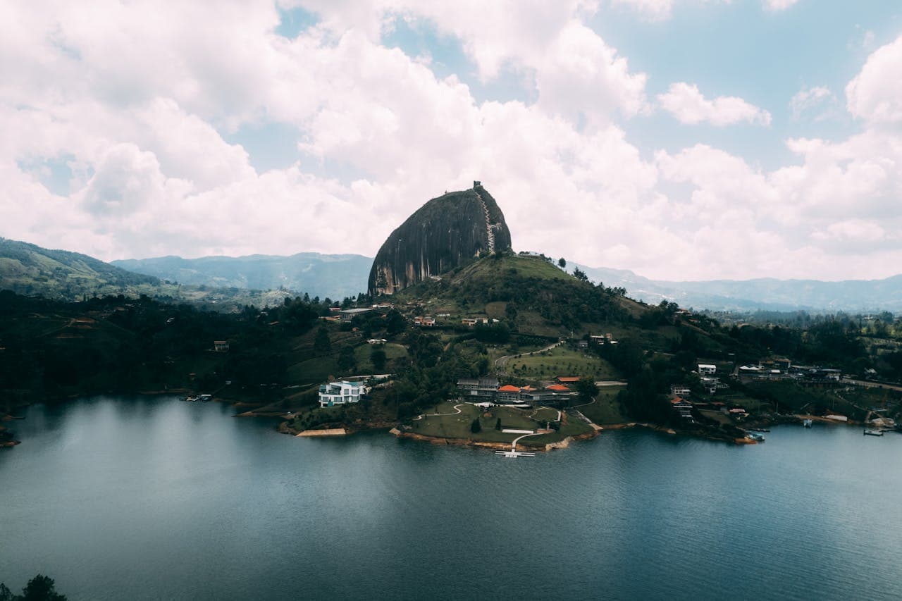 El Peñol (La Piedra del Peñol). It is a 220-meter-high monolith. To reach the top, you have to climb 740 steps built into a crack in the rock.