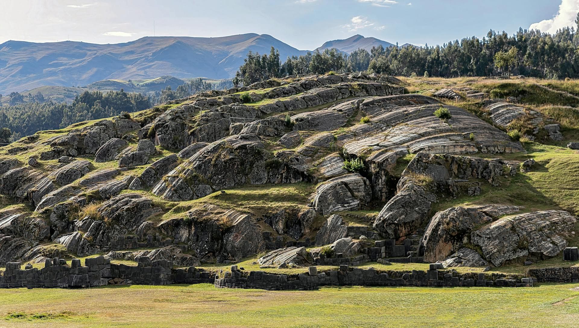 Sacsayhuamán (also written Saqsaywaman) is one of the most impressive archaeological complexes in the world, located just 2 km north of Cusco's Plaza de Armas.