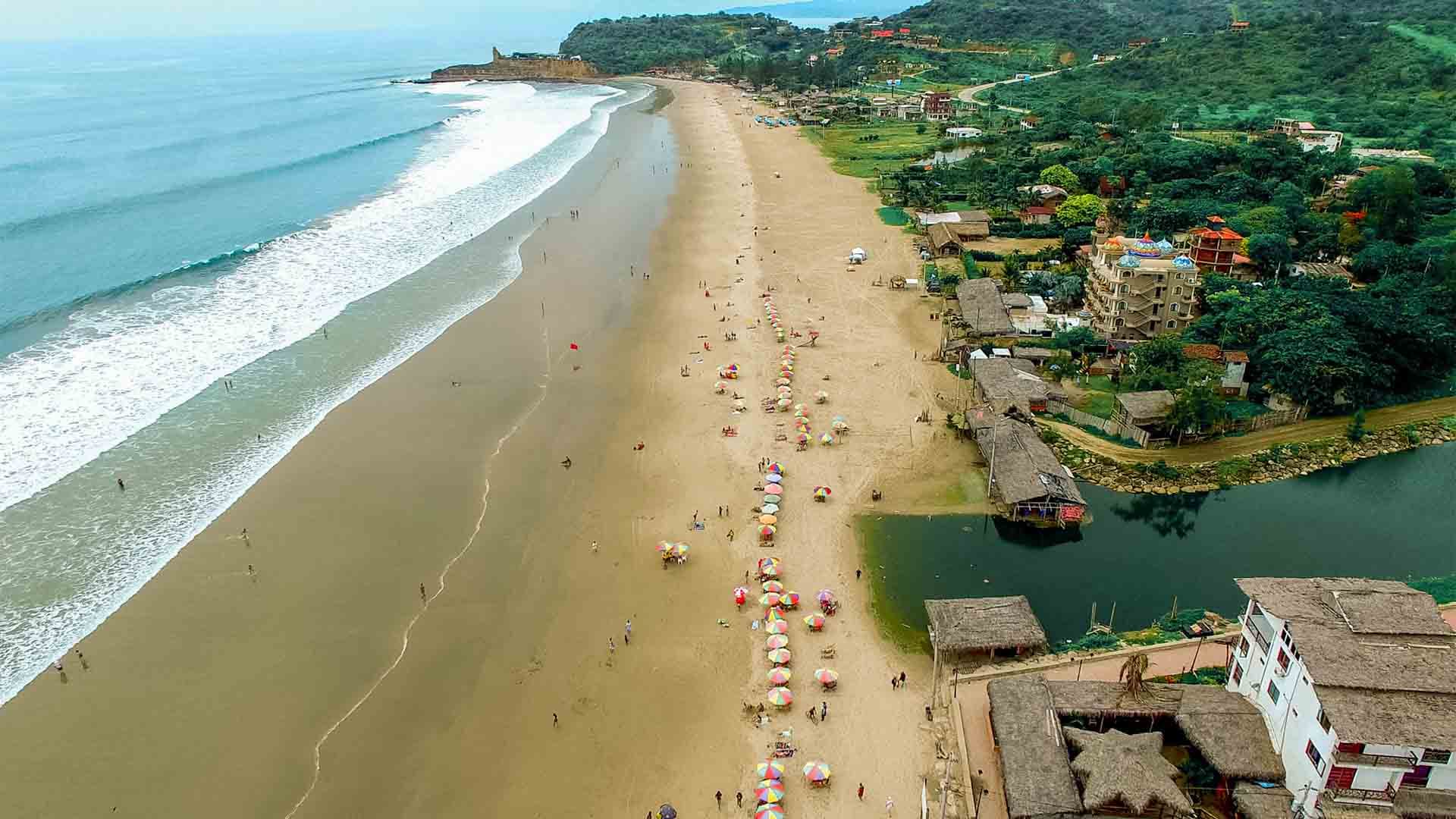 Montañita beach, Ecuador, surf and relaxed atmosphere facing the Pacific Ocean.