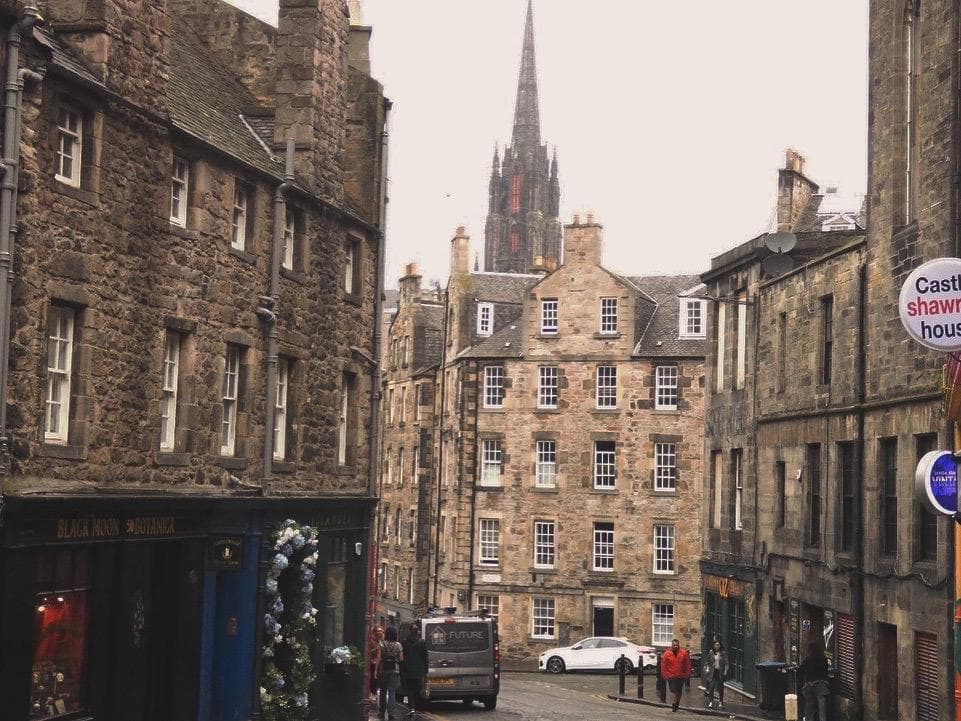 16 cosas para ver en Edimburgo 2026, barrios donde alojarse, museos, parques y consejos para tu viaje - Imagen 2