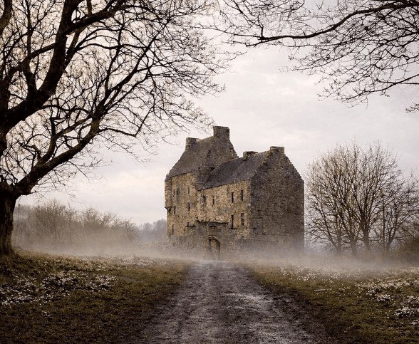 Historical facade of Midhope Castle, Jamie Fraser's home in Outlander.