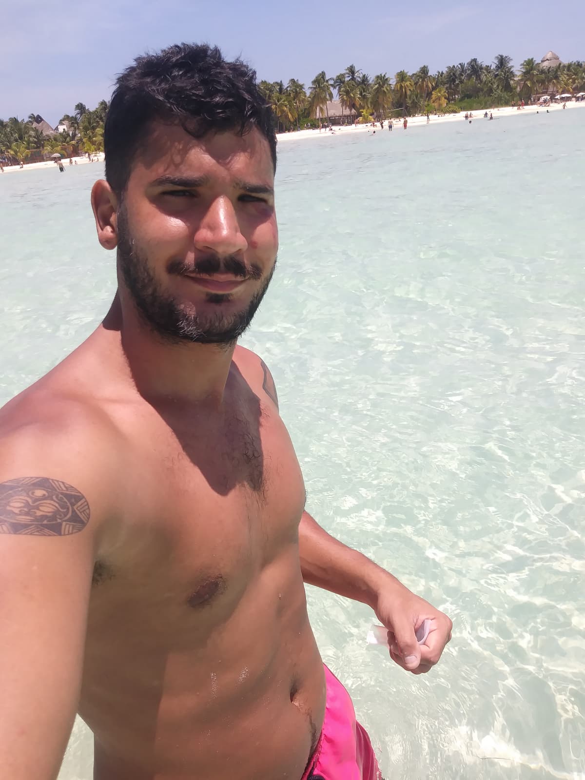 Isla Mujeres Travel Guide 2026: Best Beaches, Golf Carts, and Tips - Imagen 1