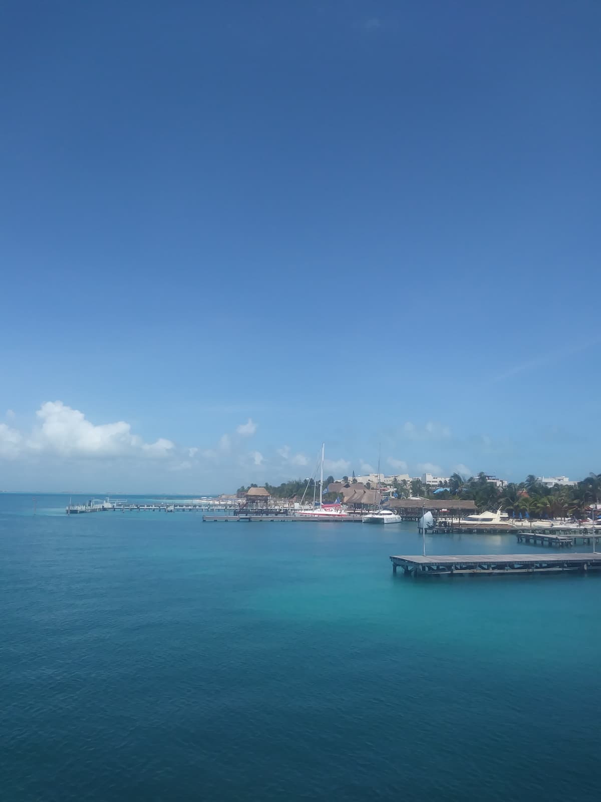 Isla Mujeres Travel Guide 2026: Best Beaches, Golf Carts, and Tips - Imagen 8