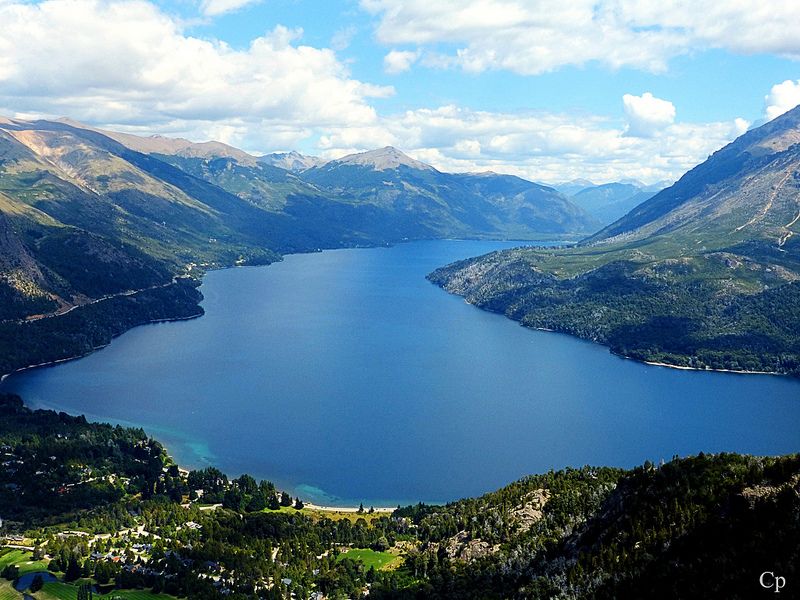 Panoramic view towards Gutiérrez Lake from the natural viewpoint of Piedra de Habsburgo at Cerro Otto, Bariloche.