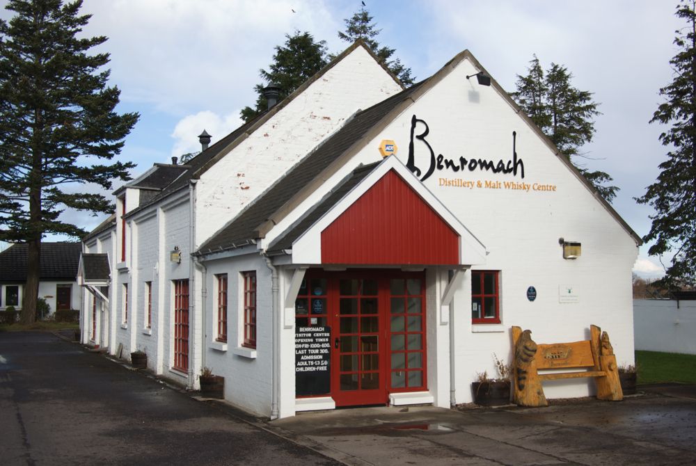 Destilaria Benromach. Forres, Escócia.