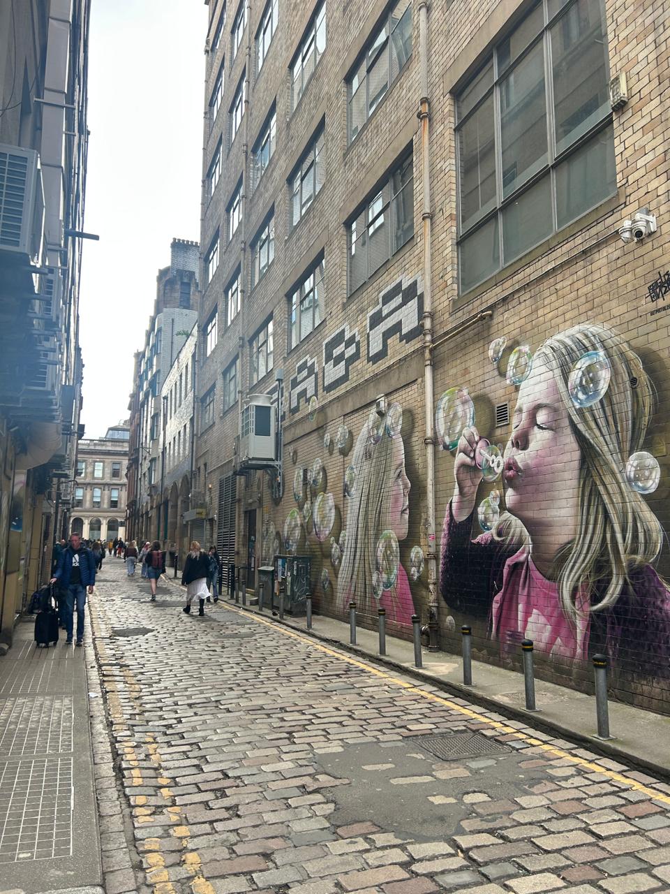 Ruta de los Murales de Glasgow: Mapa, Murales Famosos y Guía de Street Art - Imagen 3