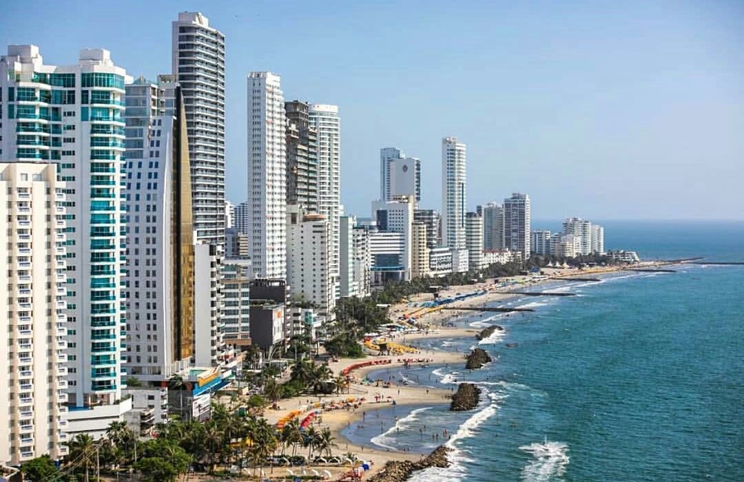 Vista aérea de las playas de Bocagrande, Cartagena de Indias, Colombia.