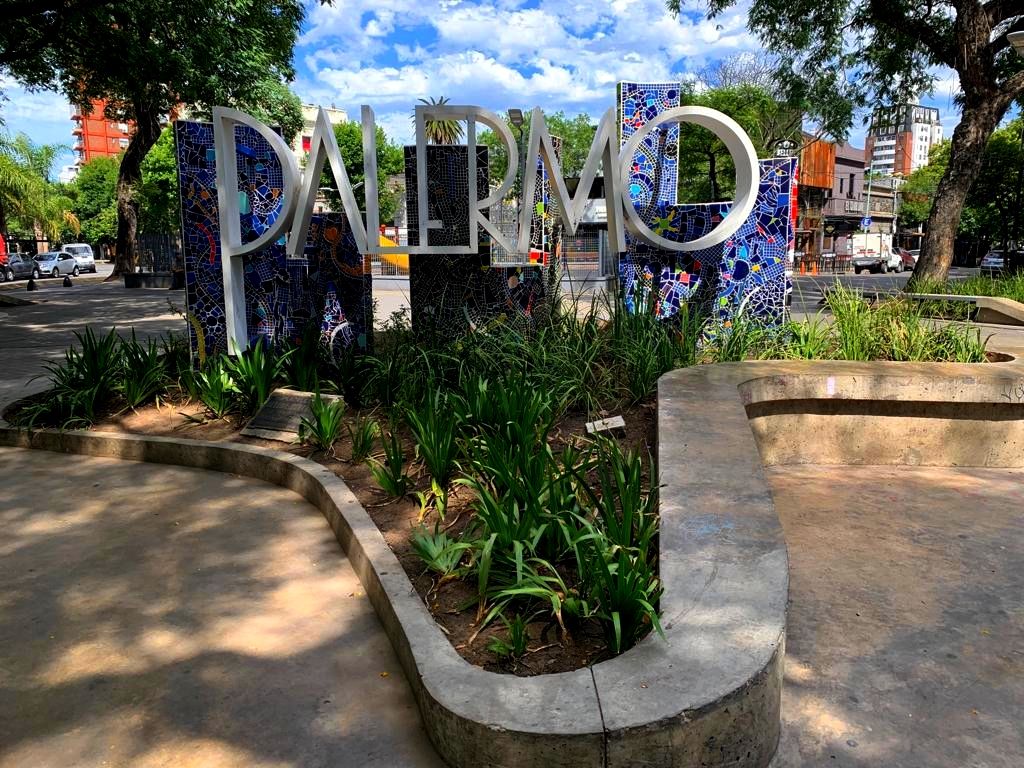 Plaza Serrano en Palermo, Buenos Aires.