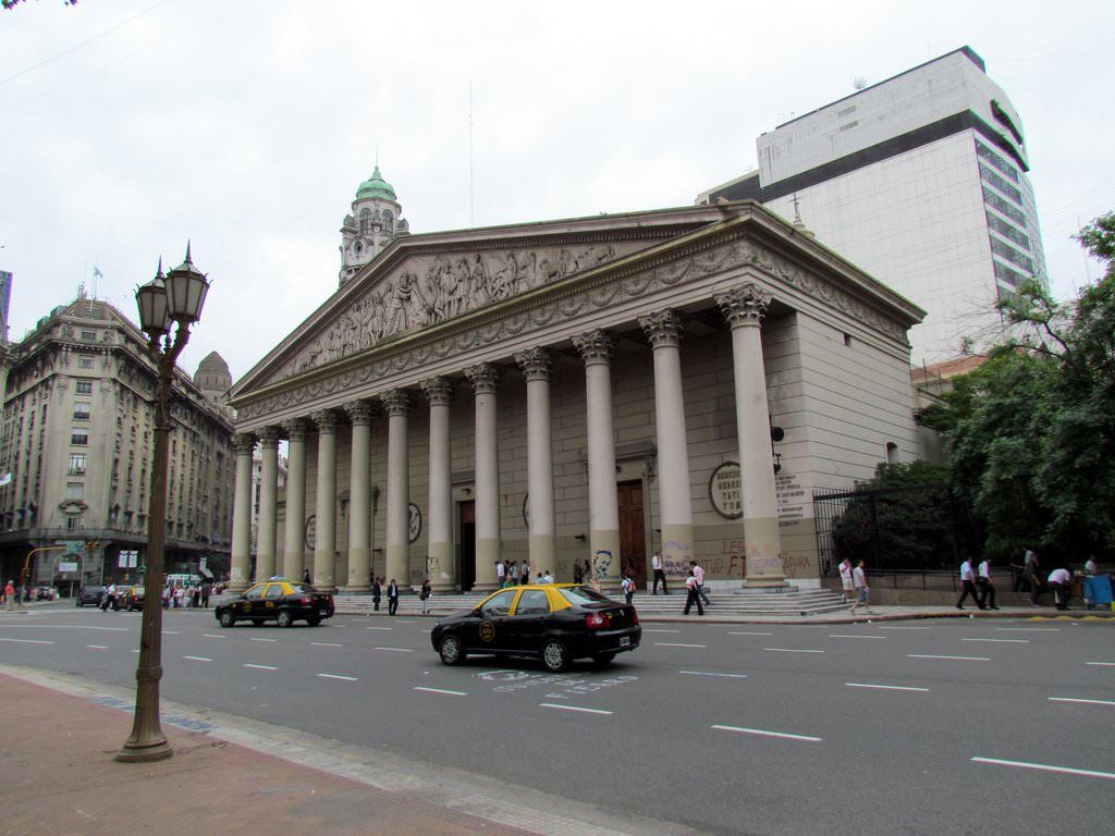 Neoclassical facade of the Buenos Aires Metropolitan Cathedral facing Plaza de Mayo.